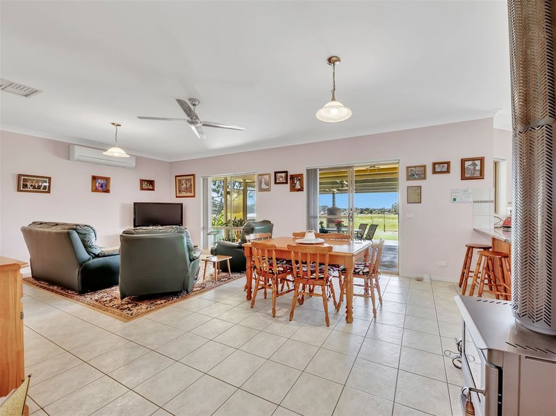 Photo - 780 Warby Range Road, Wangaratta South VIC 3678 - Image 2