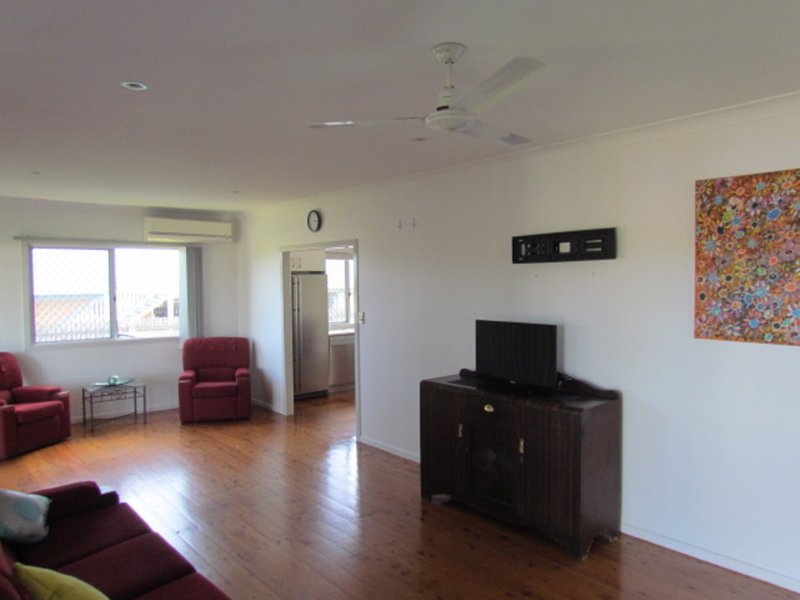 Photo - 783 Esplanade , Lota QLD 4179 - Image 4