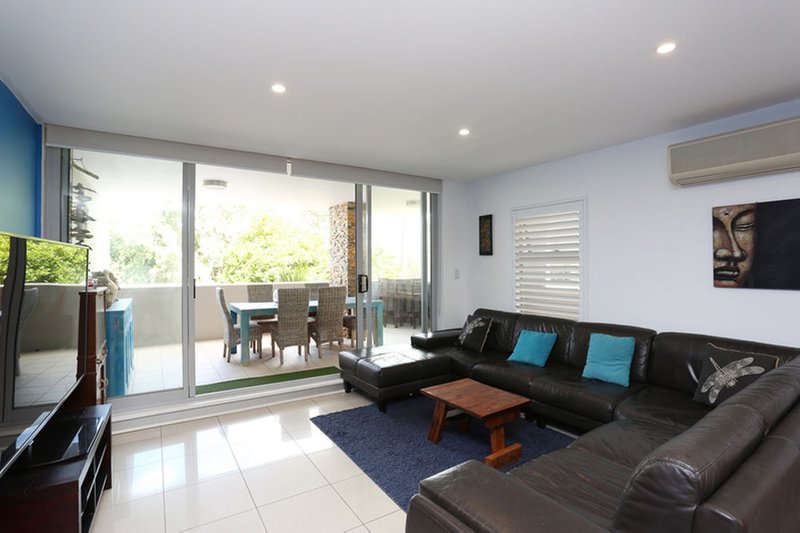 Photo - 7/83 Marine Parade, Redcliffe QLD 4020 - Image 7