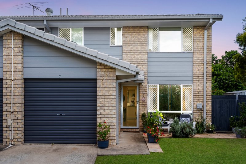 Photo - 7/84-86 Castile Crescent, Edens Landing QLD 4207 - Image 3