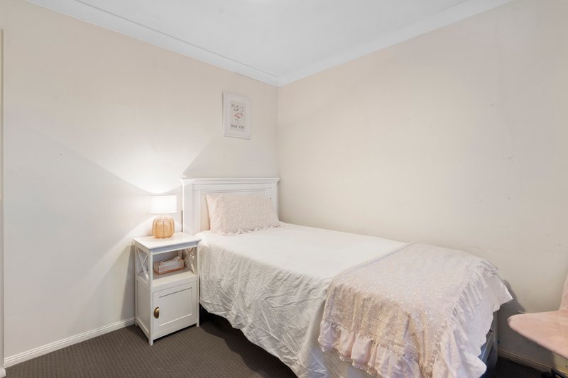 Photo - 7/84-86 Castile Crescent, Edens Landing QLD 4207 - Image 8