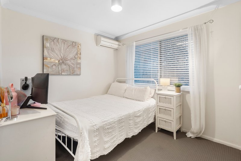 Photo - 7/84-86 Castile Crescent, Edens Landing QLD 4207 - Image 9