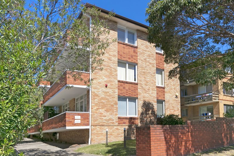 Photo - 7/85 Pacific Parade, Dee Why NSW 2099 - Image 4