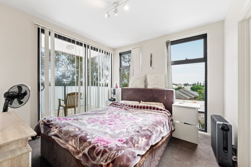 Photo - 7/87-93 Jones Road, Dandenong VIC 3175 - Image 4