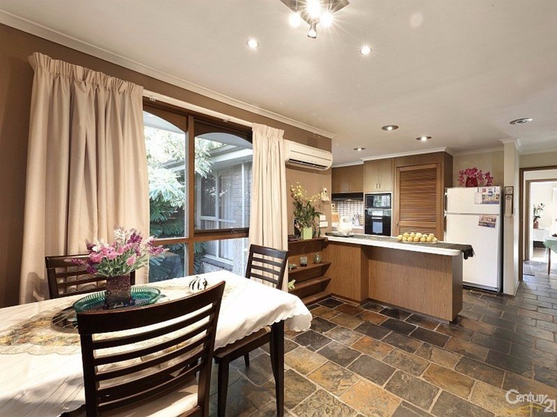 Photo - 788 Highbury Road, Glen Waverley VIC 3150 - Image 5