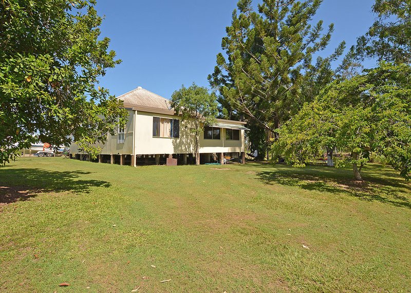 Photo - 789 Burrum Heads Road, Burrum River QLD 4659 - Image 3