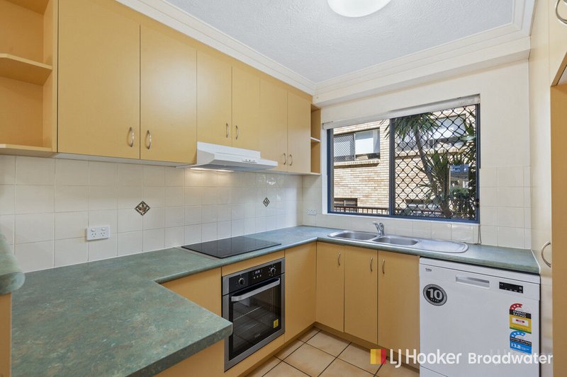 Photo - 7/89 Frank Street, Labrador QLD 4215 - Image 5