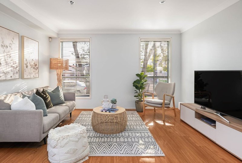 Photo - 78B Belmore Road, Peakhurst NSW 2210 - Image 3