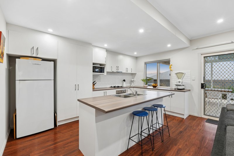 Photo - 79 Aurora Circuit, Meadows SA 5201 - Image 3