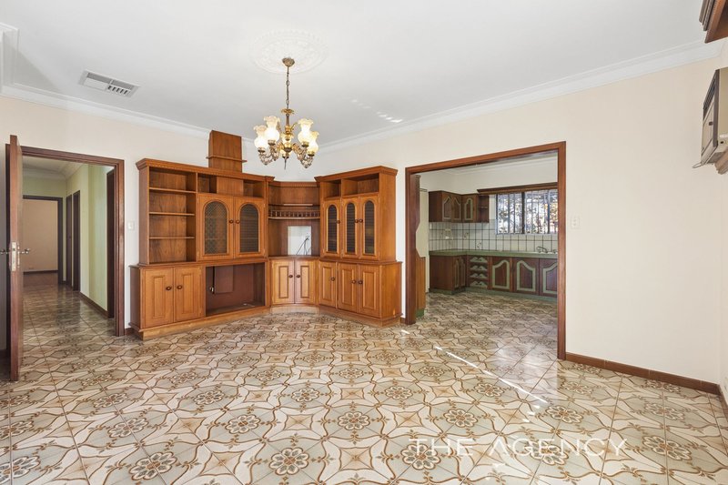 Photo - 79 Barridale Drive, Kingsley WA 6026 - Image 14