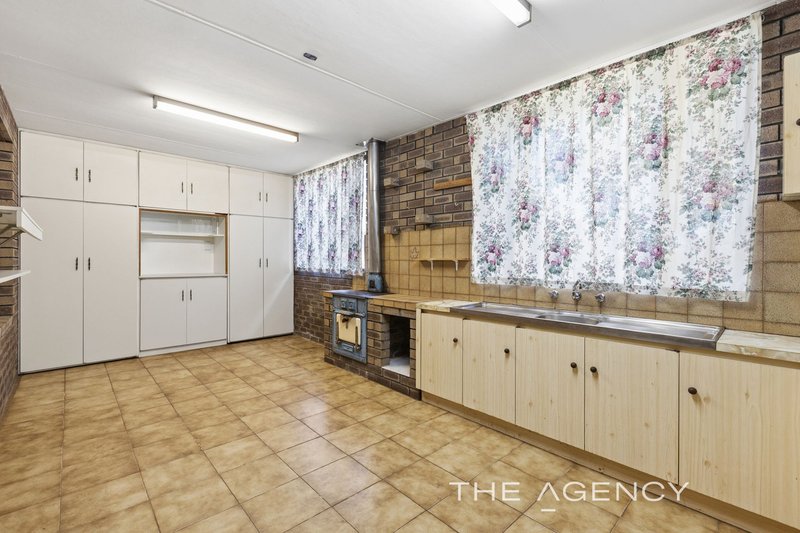 Photo - 79 Barridale Drive, Kingsley WA 6026 - Image 16