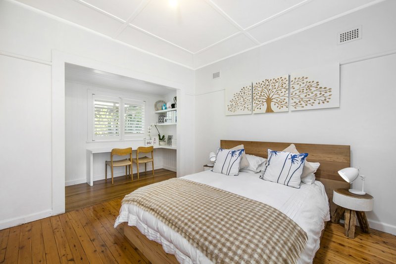 Photo - 79 Bennett Street, Curl Curl NSW 2096 - Image 7