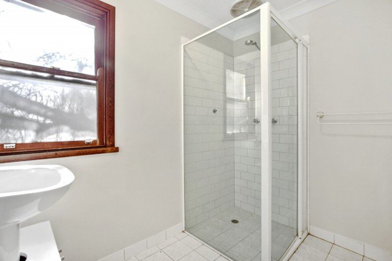 Photo - 79 Birkley Road, Manly NSW 2095 - Image 10