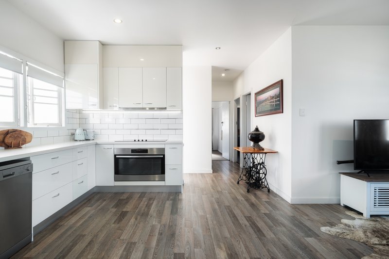 Photo - 79 Blinzinger Road, Banyo QLD 4014 - Image 3