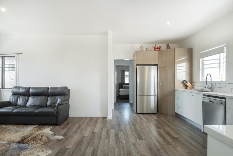 Photo - 79 Blinzinger Road, Banyo QLD 4014 - Image 10