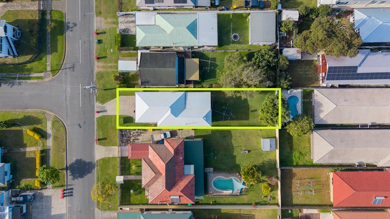 Photo - 79 Blinzinger Road, Banyo QLD 4014 - Image 13
