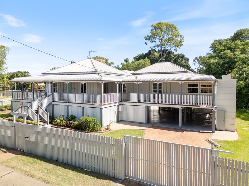 Photo - 79 Borilla Street, Emerald QLD 4720 - Image 2