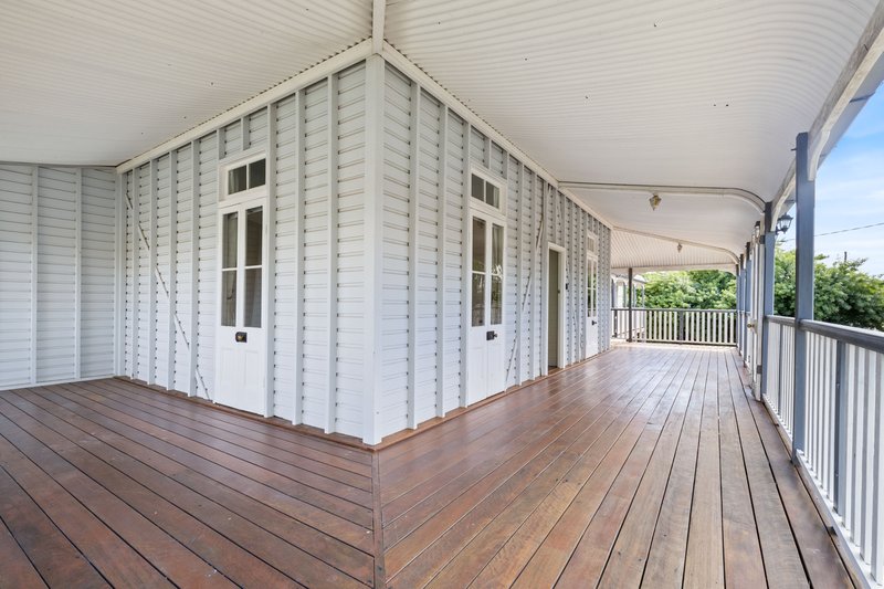 Photo - 79 Borilla Street, Emerald QLD 4720 - Image 18