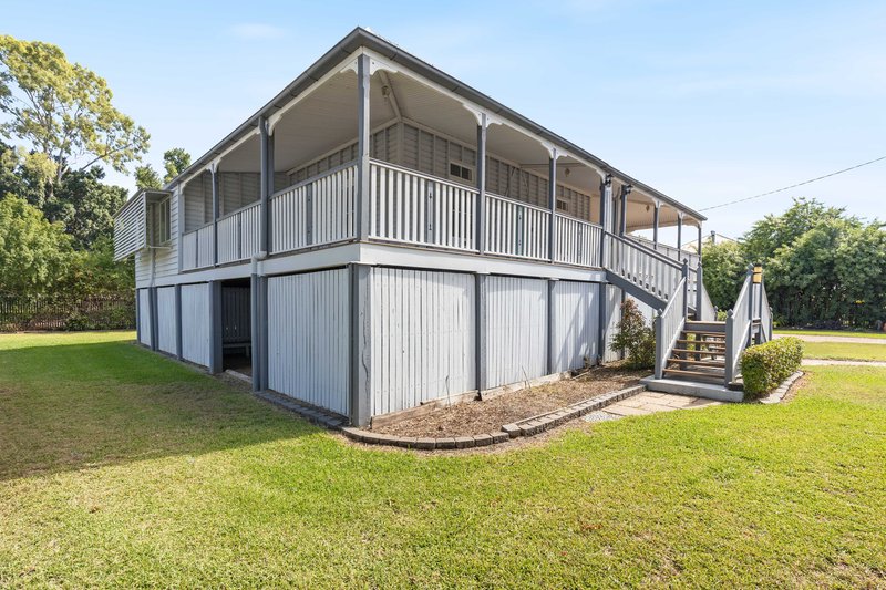 Photo - 79 Borilla Street, Emerald QLD 4720 - Image 22