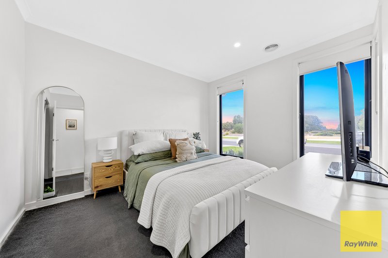 Photo - 79 Brightvale Boulevard, Wyndham Vale VIC 3024 - Image 14