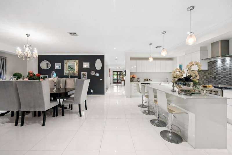 Photo - 79 Cassons Crescent, Huntly VIC 3551 - Image 8