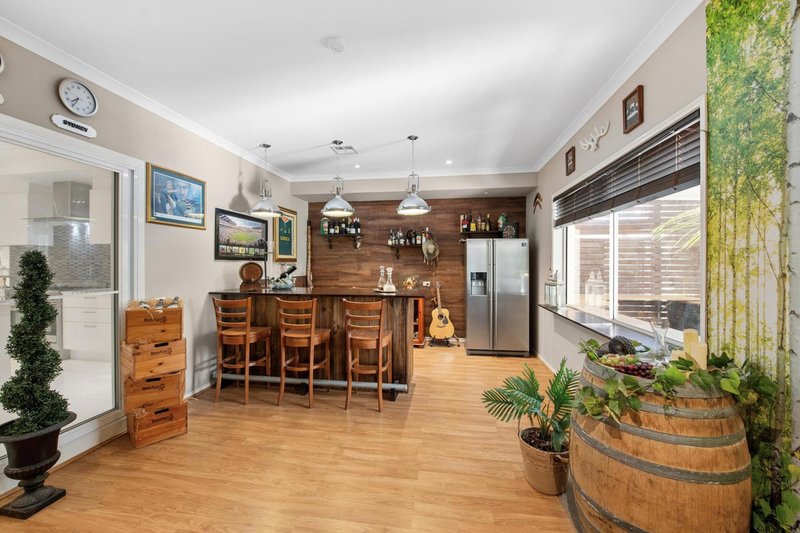 Photo - 79 Cassons Crescent, Huntly VIC 3551 - Image 18