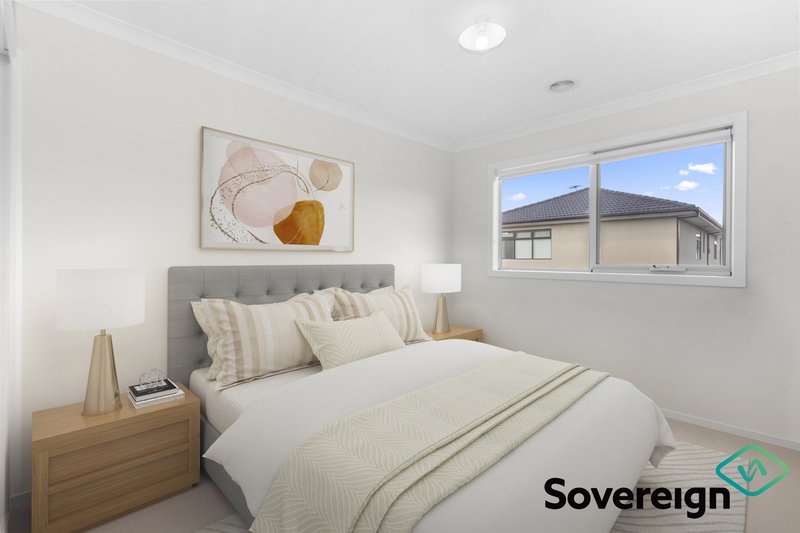 Photo - 79 Chi Avenue, Keysborough VIC 3173 - Image 6