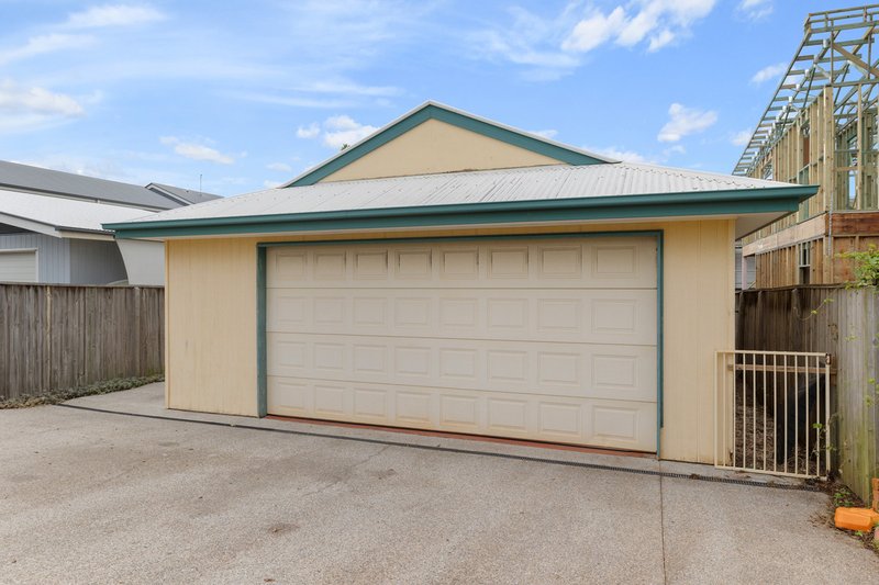 Photo - 79 Colburn Avenue, Victoria Point QLD 4165 - Image 4