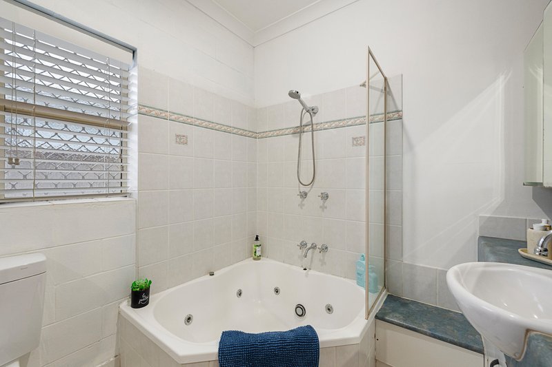 Photo - 79 Colburn Avenue, Victoria Point QLD 4165 - Image 12