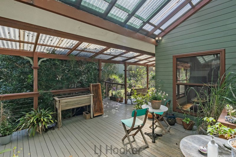 Photo - 79 Connaught Road, Valentine NSW 2280 - Image 6