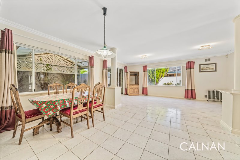 Photo - 79 Coogee Road, Ardross WA 6153 - Image 6