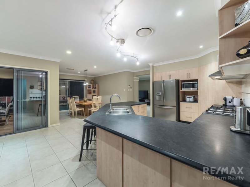 Photo - 79 Corvus Drive, Cashmere QLD 4500 - Image 8