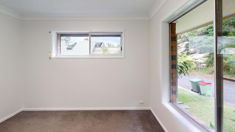 Photo - 79 Crest Drive, Currumbin QLD 4223 - Image 8