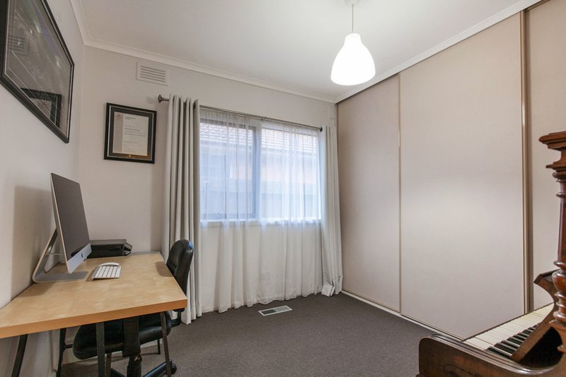 Photo - 79 Darebin Boulevard, Reservoir VIC 3073 - Image 7