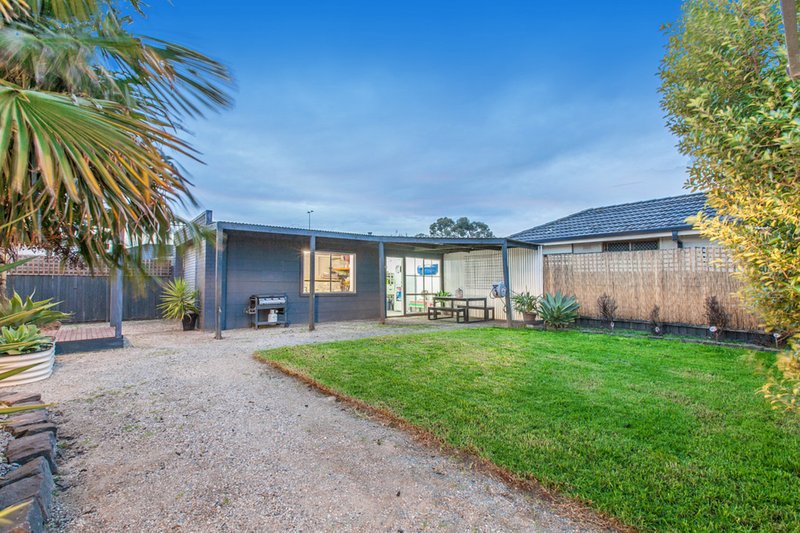 Photo - 79 Darebin Boulevard, Reservoir VIC 3073 - Image 9