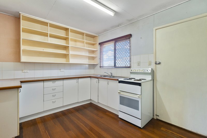 Photo - 79 Dodds Street, Margate QLD 4019 - Image 5