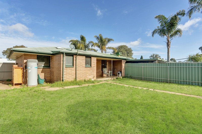 Photo - 79 Donnington Road, Elizabeth North SA 5113 - Image 10