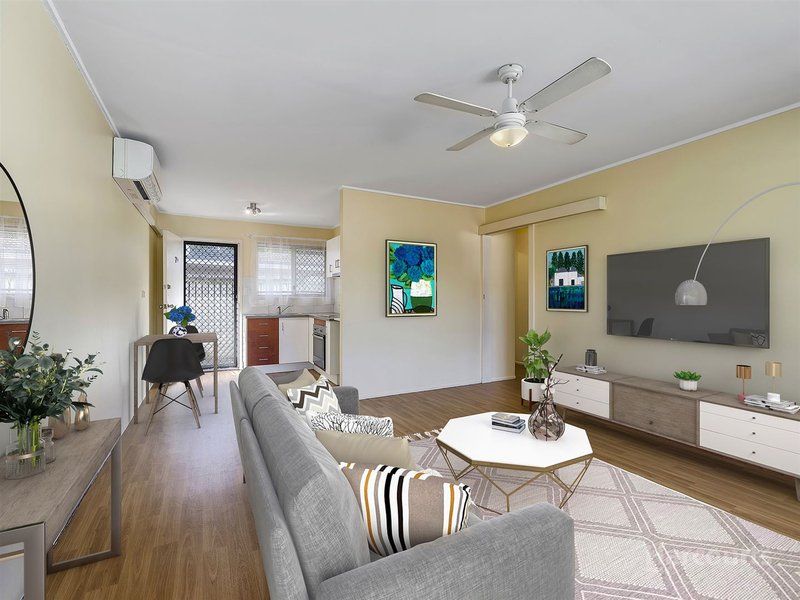 Photo - 7/9 Dorothy St , Strathpine QLD 4500 - Image 2