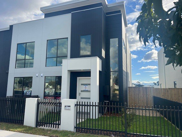 Photo - 79 Dransfield Drive, Oran Park NSW 2570 - Image 2