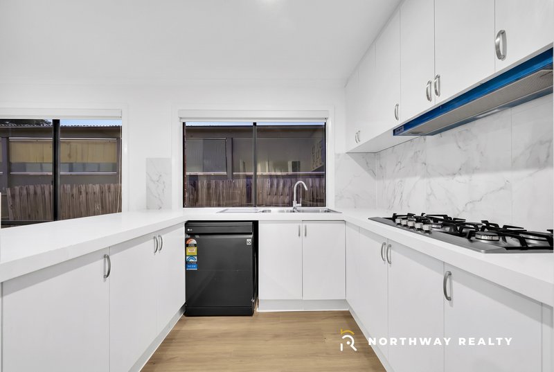 Photo - 79 Duke Street, Wallan VIC 3756 - Image 6