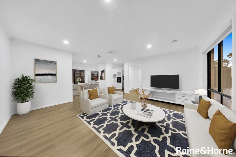 Photo - 79 Duke Street, Wallan VIC 3756 - Image 3