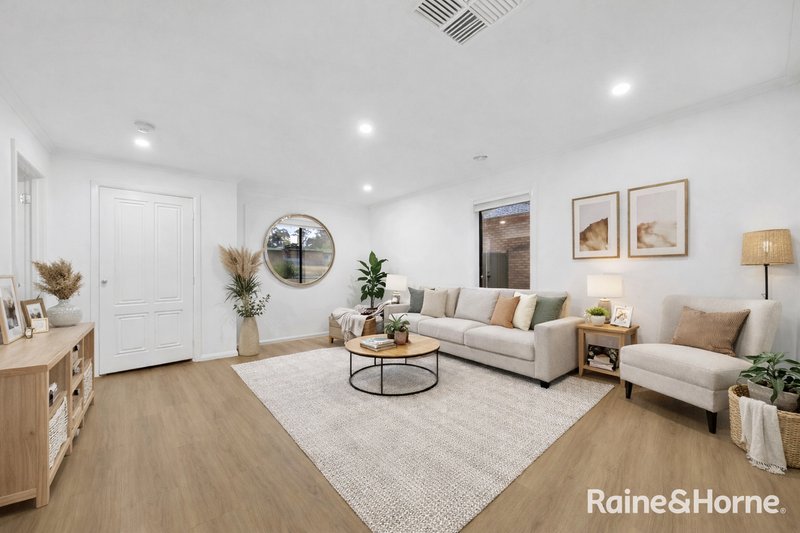 Photo - 79 Duke Street, Wallan VIC 3756 - Image 5