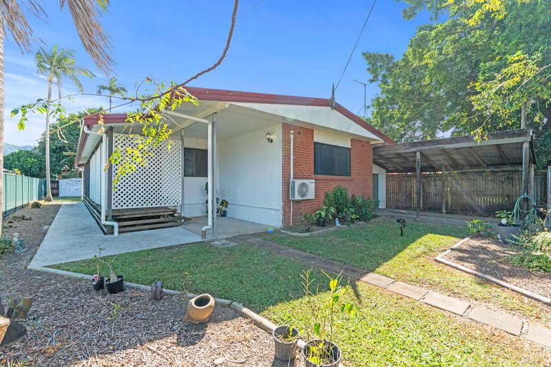 79 English Street, Manunda QLD 4870