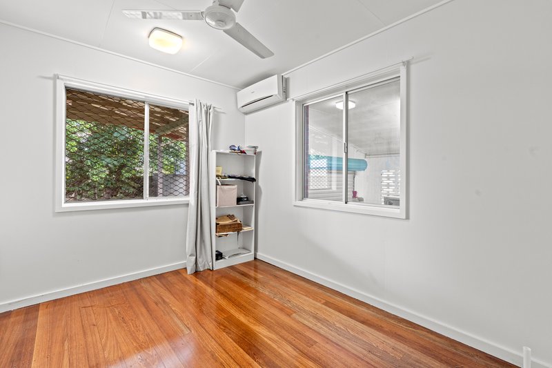 Photo - 79 English Street, Manunda QLD 4870 - Image 4