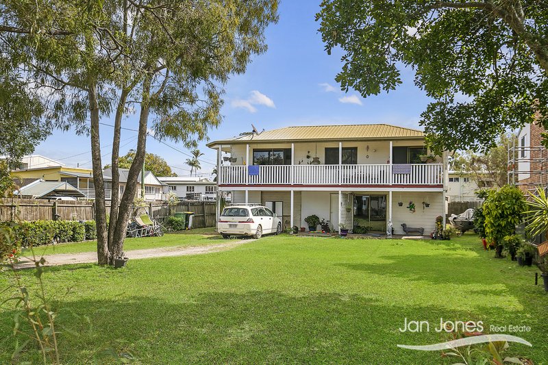 Photo - 79 Esplanade North, Deception Bay QLD 4508 - Image 2