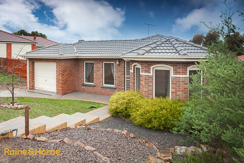 Photo - 79 Fullbrook Drive, Sunbury VIC 3429 - Image 14