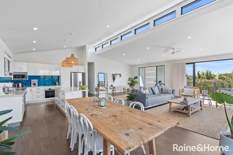 Photo - 79 Golf Avenue, Mollymook NSW 2539 - Image 5