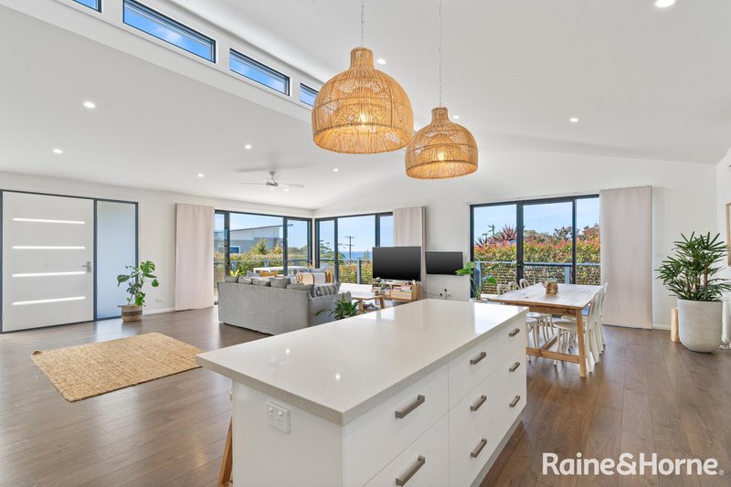 Photo - 79 Golf Avenue, Mollymook NSW 2539 - Image 9