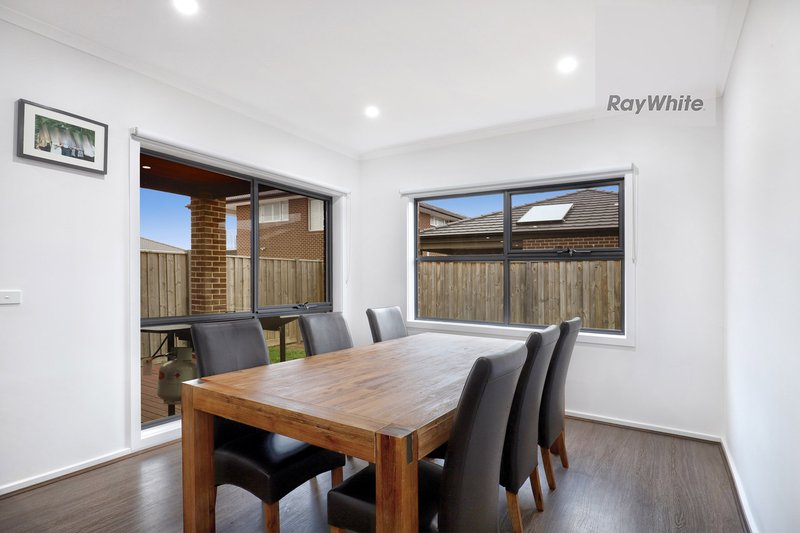 Photo - 79 Greenvale Gardens Boulevard, Greenvale VIC 3059 - Image 6