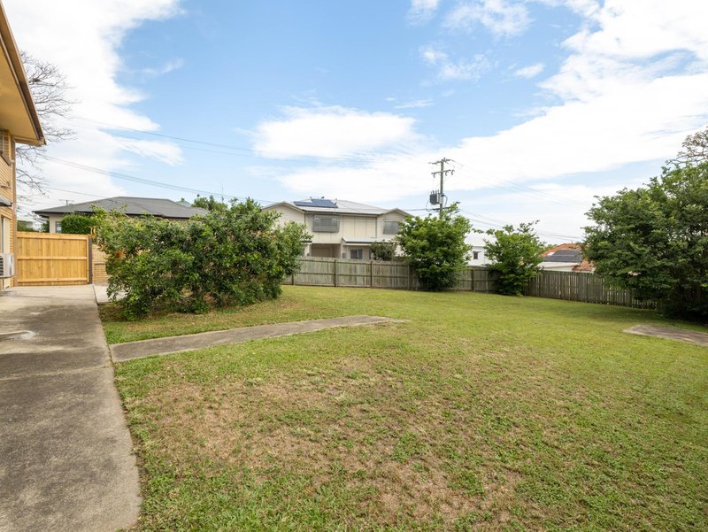 Photo - 79 Hansen Street, Moorooka QLD 4105 - Image 11